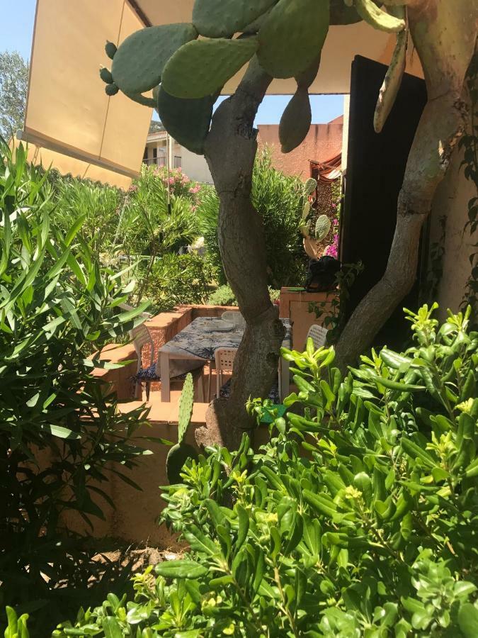 Bilocali Residenza Mediterranea Cannigione Ngoại thất bức ảnh