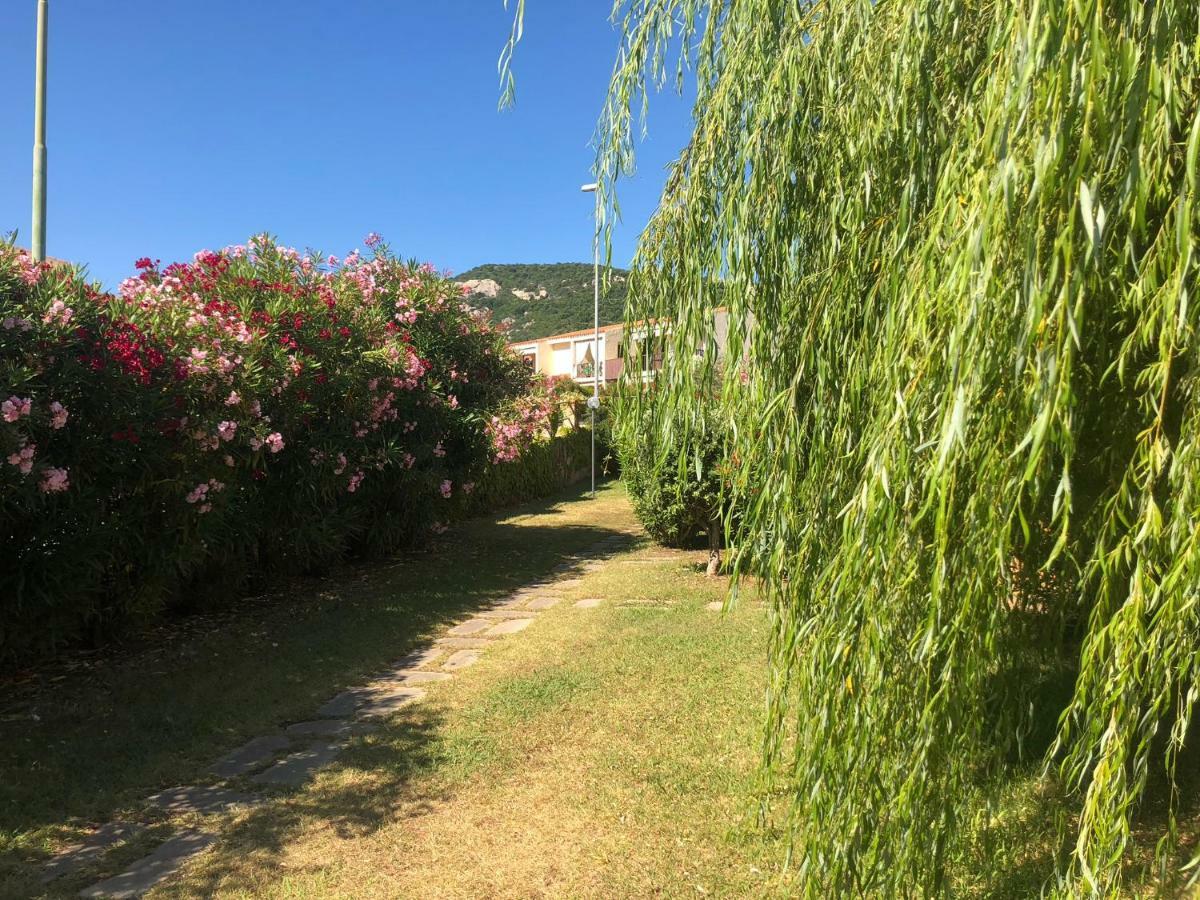 Bilocali Residenza Mediterranea Cannigione Ngoại thất bức ảnh